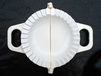 Pasty crimper - fully open